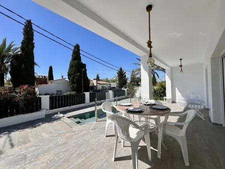 Maison rénovée avec piscine privée et jardin à Rosas, 6 personnes : photo 7