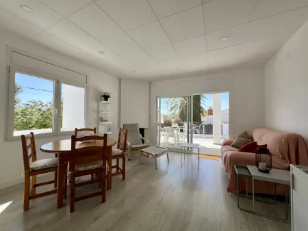 Maison rénovée avec piscine privée et jardin à Rosas, 6 personnes : photo 8