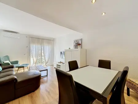 Appartement 3 chambres, 82m² climatisé - Roses : photo 8