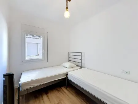 Appartement 3 chambres, 82m² climatisé - Roses : photo 19