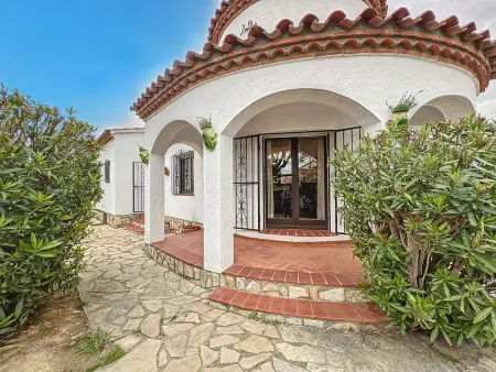 Villa 6 pers. à Empuriabrava, jardin 550 m² près plage : photo 2