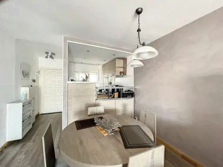 Appartement 42m² terrasse 20m² à 200m de la plage : photo 8