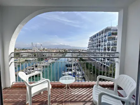 Duplex avec terrasses vue marina - 2 pers., Appartement 4 personnes à Empuriabrava : photo 1