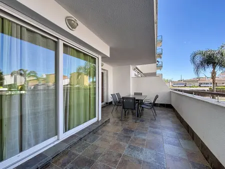 Appartement 55 m² avec terrasse et jardin à Roses : photo 6