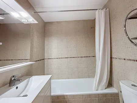Appartement 55 m² avec terrasse et jardin à Roses : photo 21
