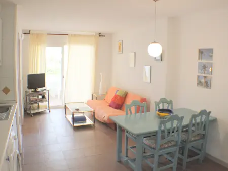 Appartement 54m² jardin et terrasse - Roses : photo 5