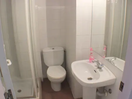 Appartement 54m² jardin et terrasse - Roses : photo 11