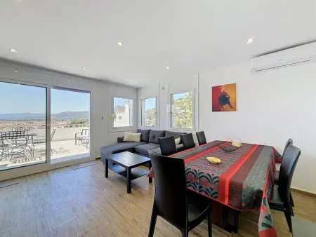 Appartement 62 m² vue mer et montagne à Roses : photo 4