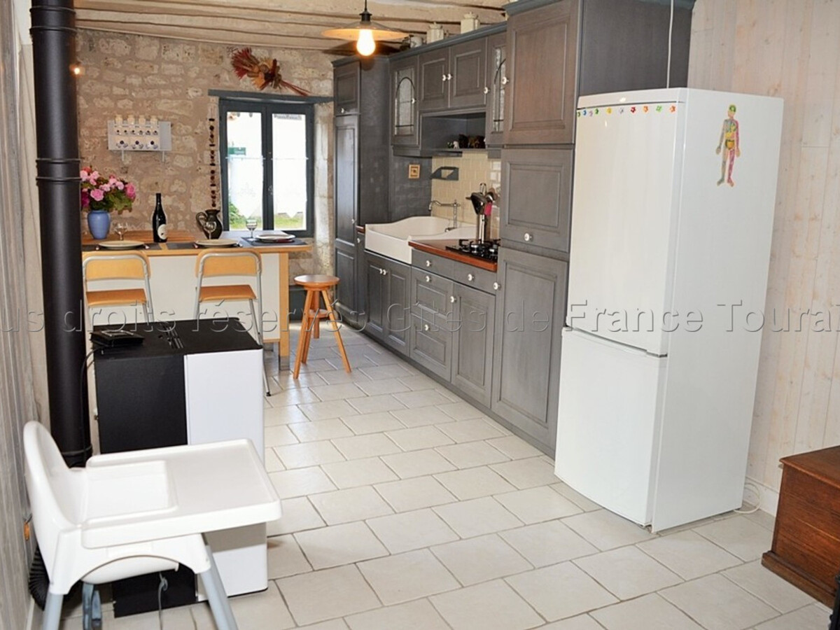 Gîte traditionnel 3 pers. à Champigny-sur-Veude, animaux acceptés - Photo 7