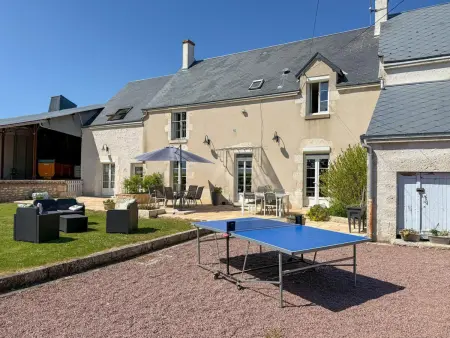 Gîte 9 pers. avec jeux de jardin à La Chapelle-Saint-Martin : photo 1