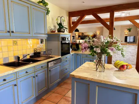Gîte 9 pers. avec jeux de jardin à La Chapelle-Saint-Martin : photo 7