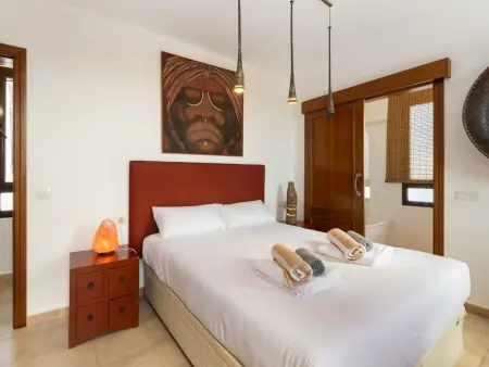 Villa Bananagio : 250 m², piscine privée, vue mer : photo 16