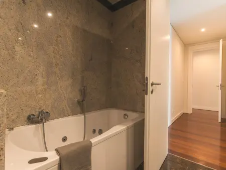 La Belle Vie, appartement 8 pers. avec balcon vue mer à Funchal : photo 17