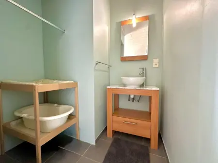 Le Grenier de Louise : maison en pierre à Gimnée, 4 chambres : photo 23