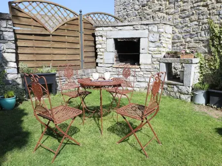 Le Grenier de Louise : maison en pierre à Gimnée, 4 chambres : photo 40