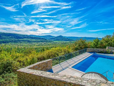 Villa Banic Motovun : maison 4 chambres avec piscine et spa : photo 4