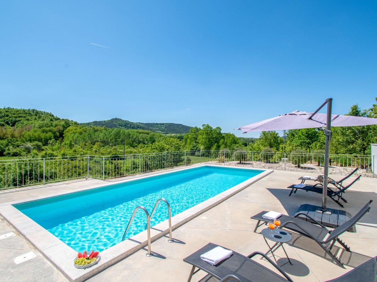 Villa Forest Fairy – Maison avec piscine et jacuzzi - Photo 1