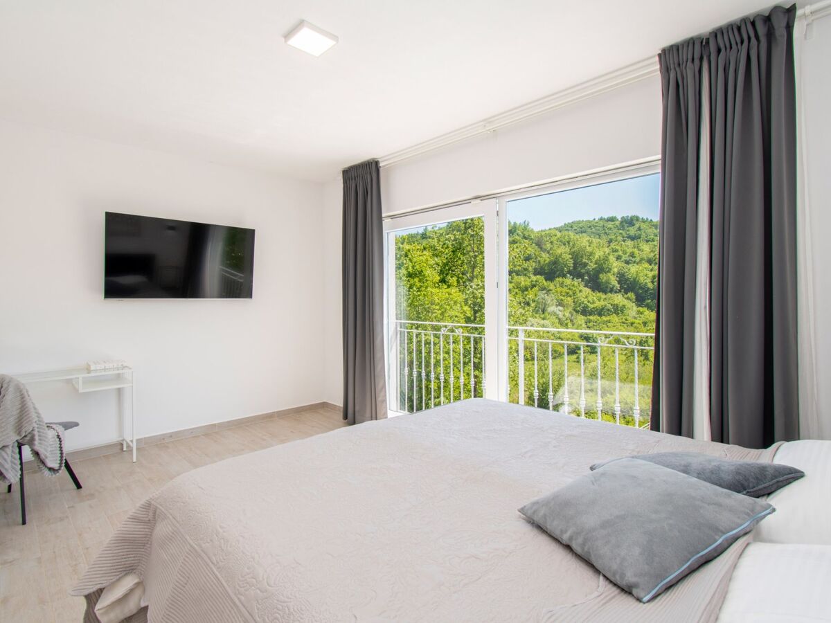 Villa Forest Fairy – Maison avec piscine et jacuzzi - Photo 29