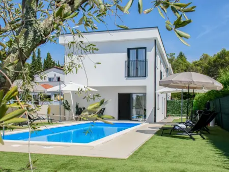 Villa Angelina - Maison 4 chambres avec piscine privée : photo 13