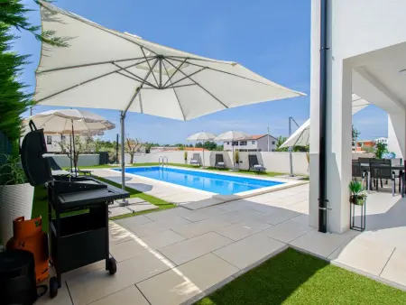 Villa Angelina - Maison 4 chambres avec piscine privée : photo 25