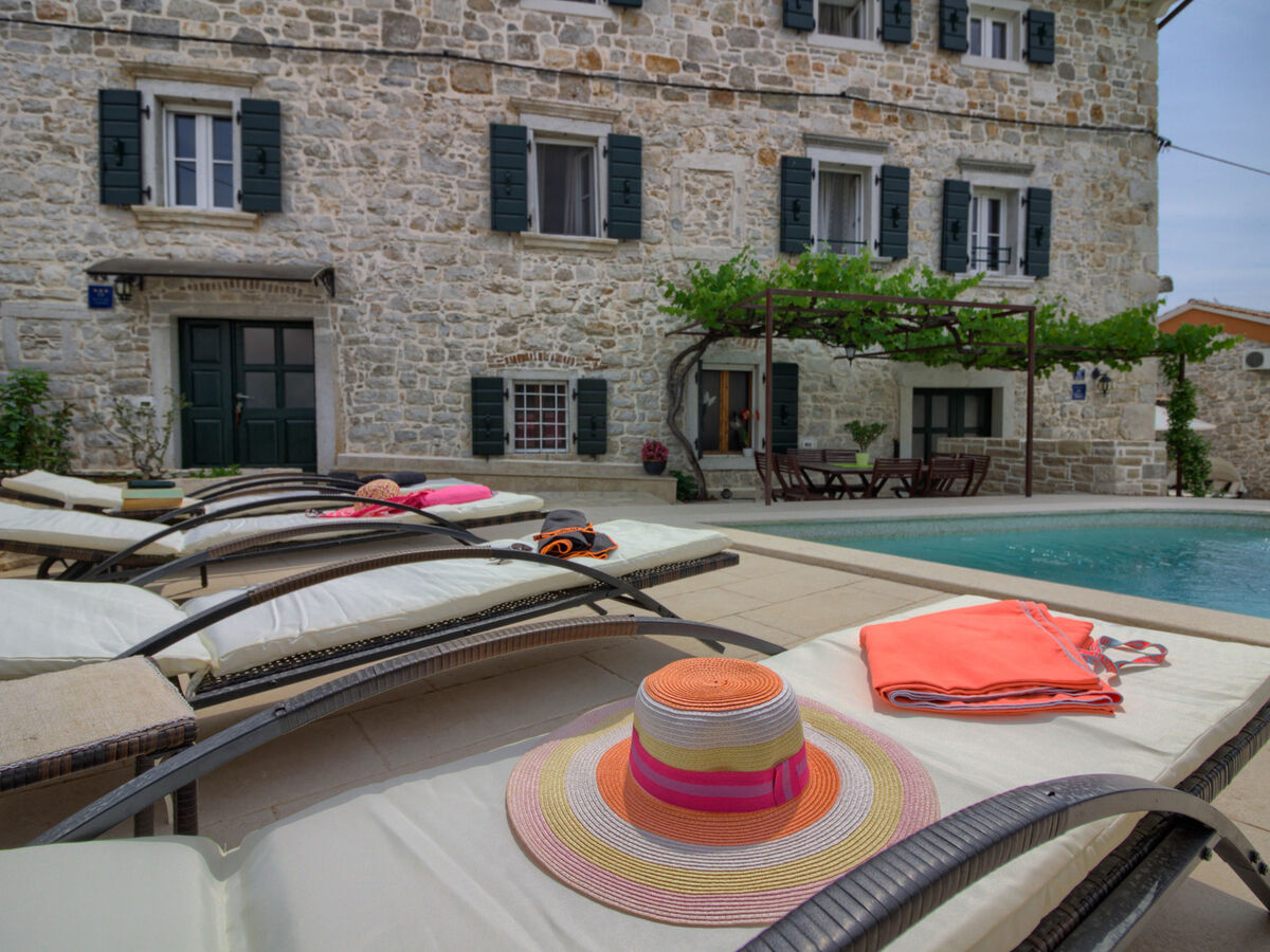 Villa Zita, maison pierre avec piscine privée à Dracevac - Photo 7