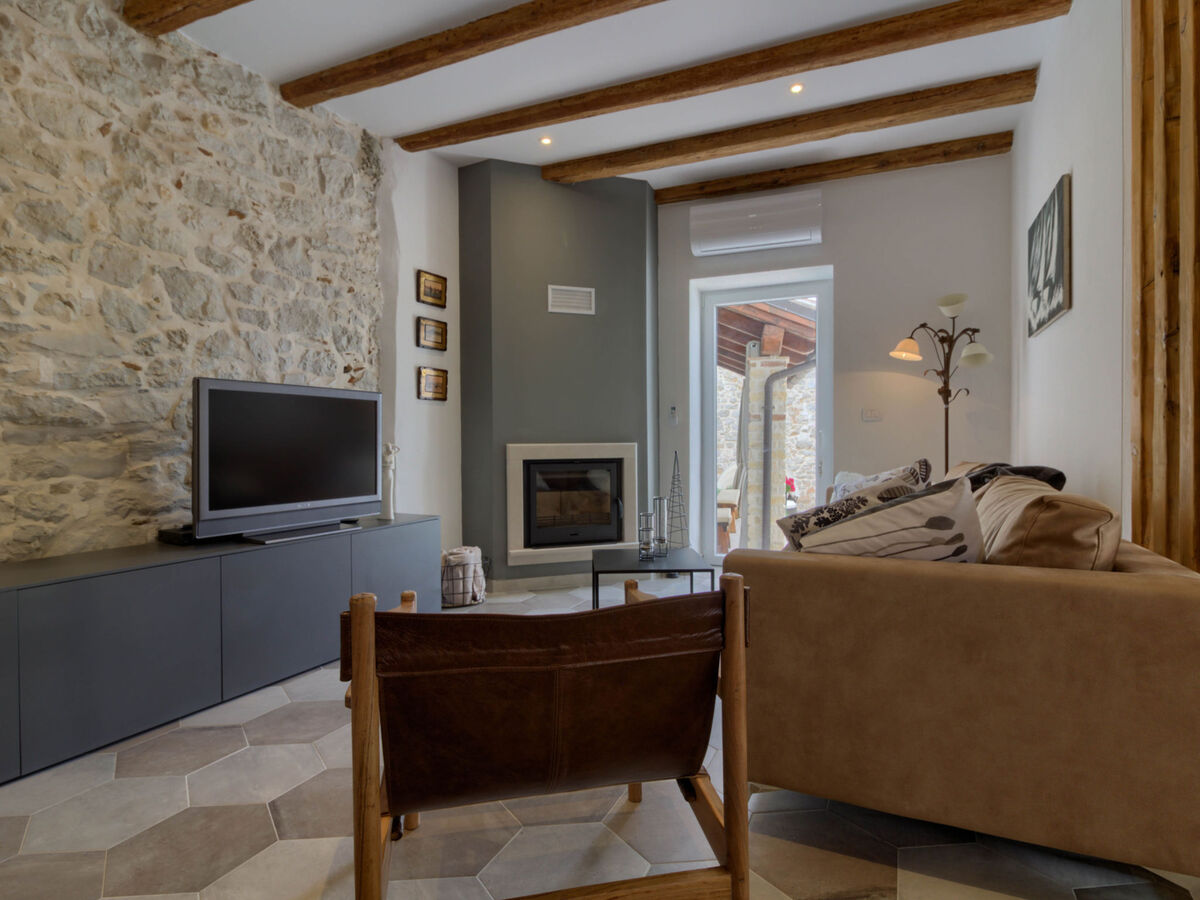 Villa Parentium à Dracevac : maison avec piscine privée - Photo 8