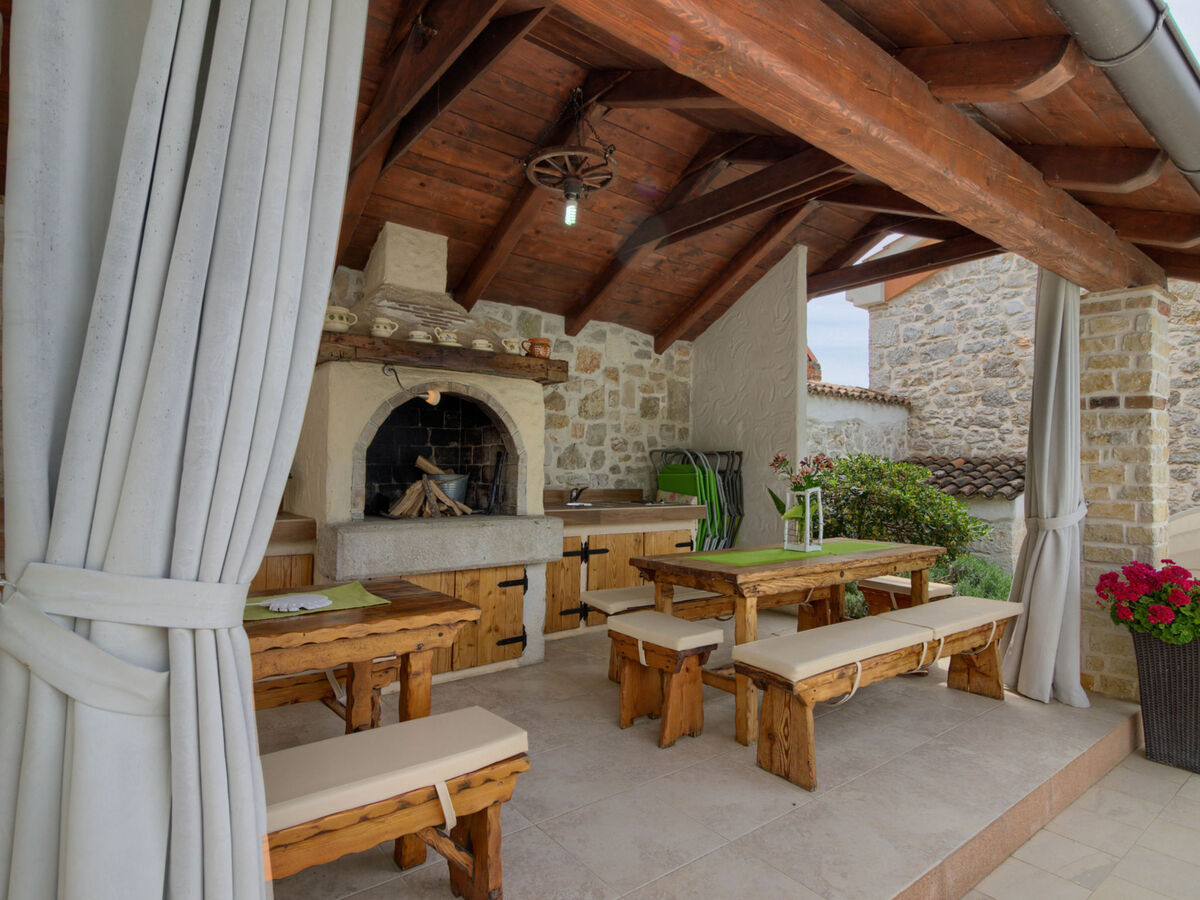 Villa Parentium à Dracevac : maison avec piscine privée - Photo 31