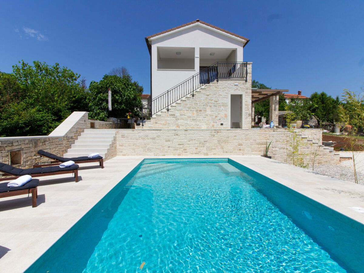 Villa Irma à Rovinj : maison avec piscine privée - Photo 6