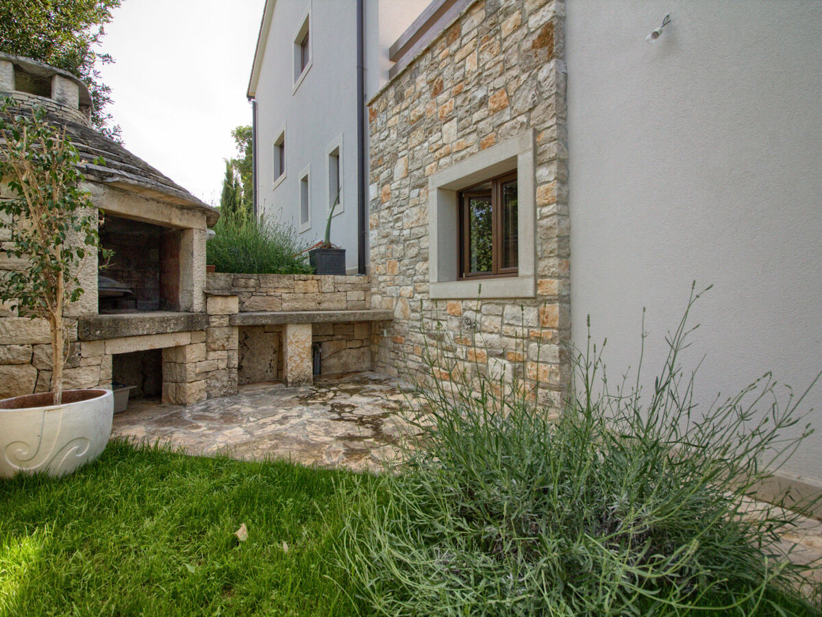 Villa Irma à Rovinj : maison avec piscine privée - Photo 18