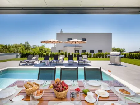 Villa Ana : maison 4 chambres avec piscine privée : photo 23
