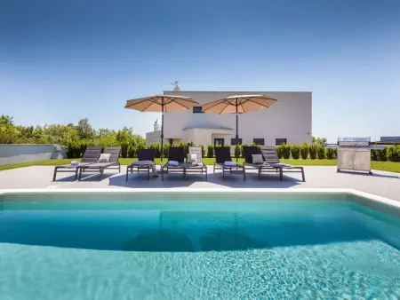 Villa Ana : maison 4 chambres avec piscine privée : photo 32