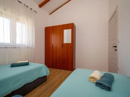 Villa Hacienda Afrodita à Bokordici, piscine et jardin : photo 34