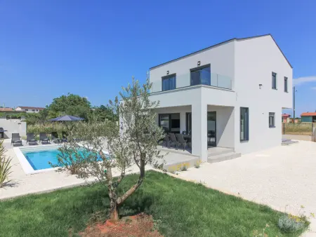 Villa Esire : maison moderne 4 chambres avec piscine privée : photo 21