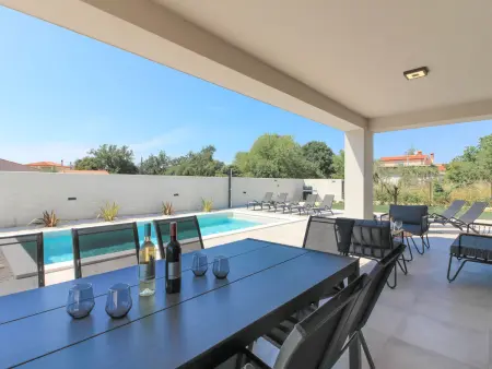 Villa Esire : maison moderne 4 chambres avec piscine privée : photo 22