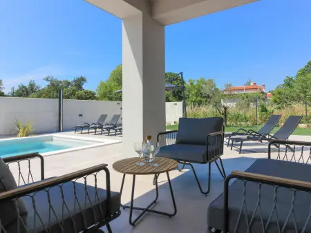 Villa Esire : maison moderne 4 chambres avec piscine privée : photo 25