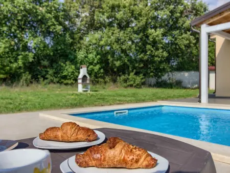 Villa Nezakcij - Maison 6 pers. piscine & jardin 2400 m² : photo 11