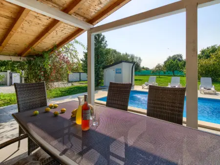 Villa Nezakcij - Maison 6 pers. piscine & jardin 2400 m² : photo 12