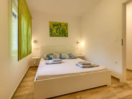 Villa Nezakcij - Maison 6 pers. piscine & jardin 2400 m² : photo 18