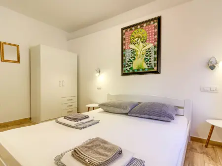 Villa Nezakcij - Maison 6 pers. piscine & jardin 2400 m² : photo 25