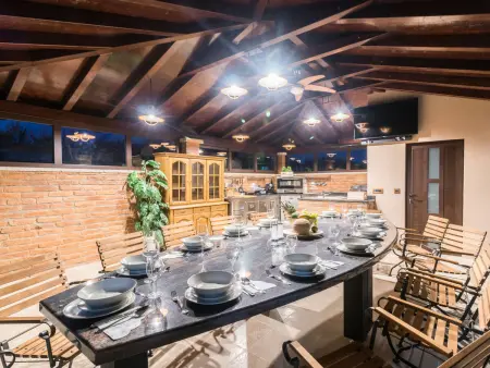 Villa Maxima à Bokordici : maison 7 chambres, piscine 60m² : photo 8