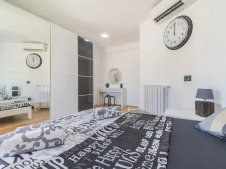Villa Maxima à Bokordici : maison 7 chambres, piscine 60m² : photo 13
