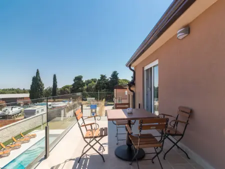 Villa Maxima à Bokordici : maison 7 chambres, piscine 60m² : photo 23