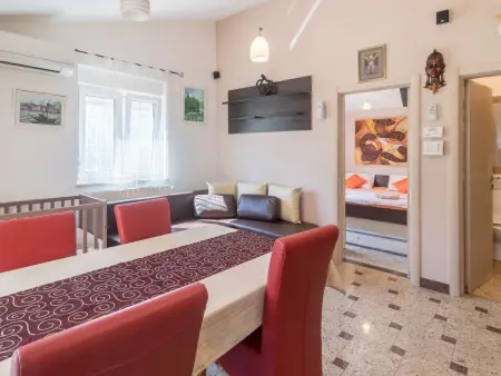 Villa Maxima à Bokordici : maison 7 chambres, piscine 60m² : photo 33