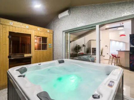 Villa Maxima à Bokordici : maison 7 chambres, piscine 60m² : photo 44
