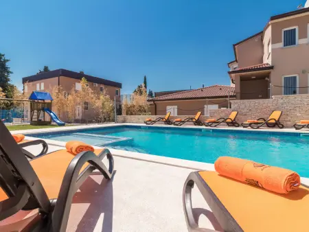 Villa Maxima à Bokordici : maison 7 chambres, piscine 60m² : photo 55