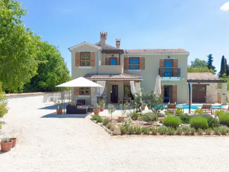 Villa Gracia Patricia - Maison 4 chambres avec piscine privée : photo 1