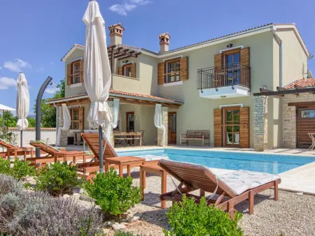 Villa Gracia Patricia - Maison 4 chambres avec piscine privée : photo 11