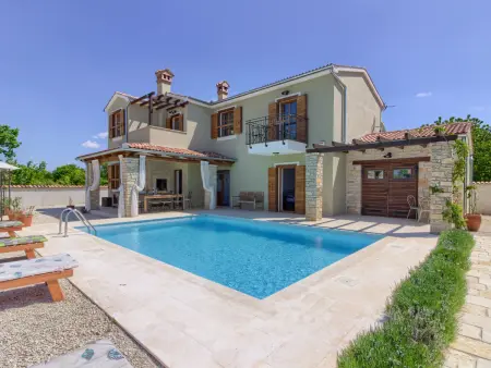 Villa Gracia Patricia - Maison 4 chambres avec piscine privée : photo 16