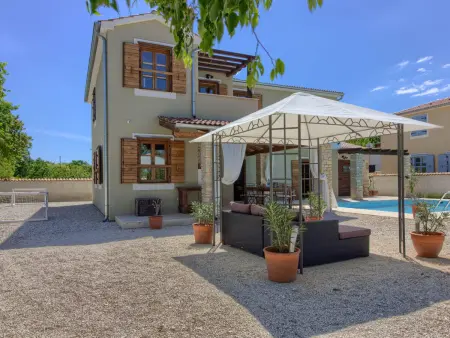 Villa Gracia Patricia - Maison 4 chambres avec piscine privée : photo 25