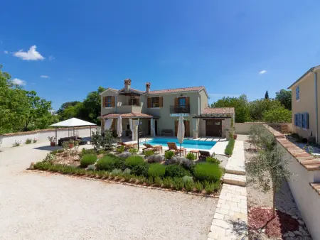 Villa Gracia Patricia - Maison 4 chambres avec piscine privée : photo 27